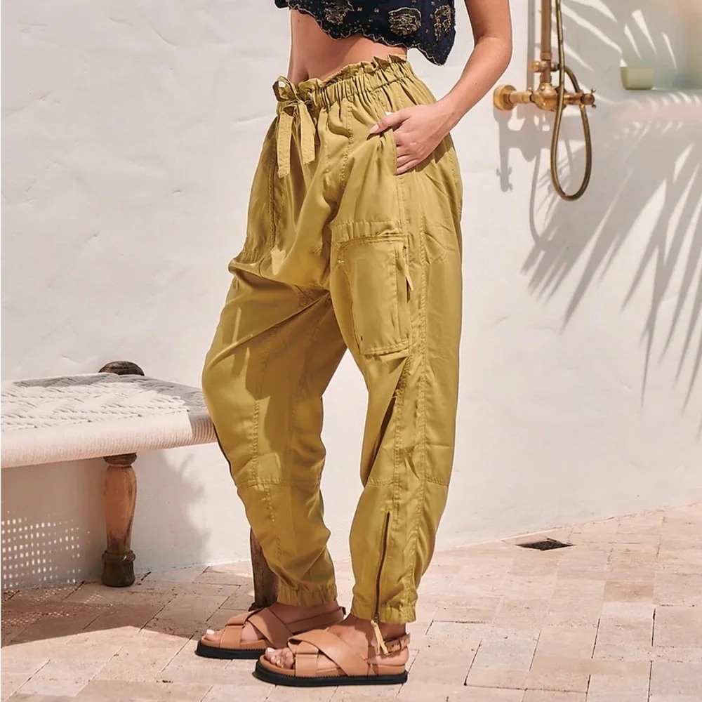 NWOT Free People Spring Trekker Pant